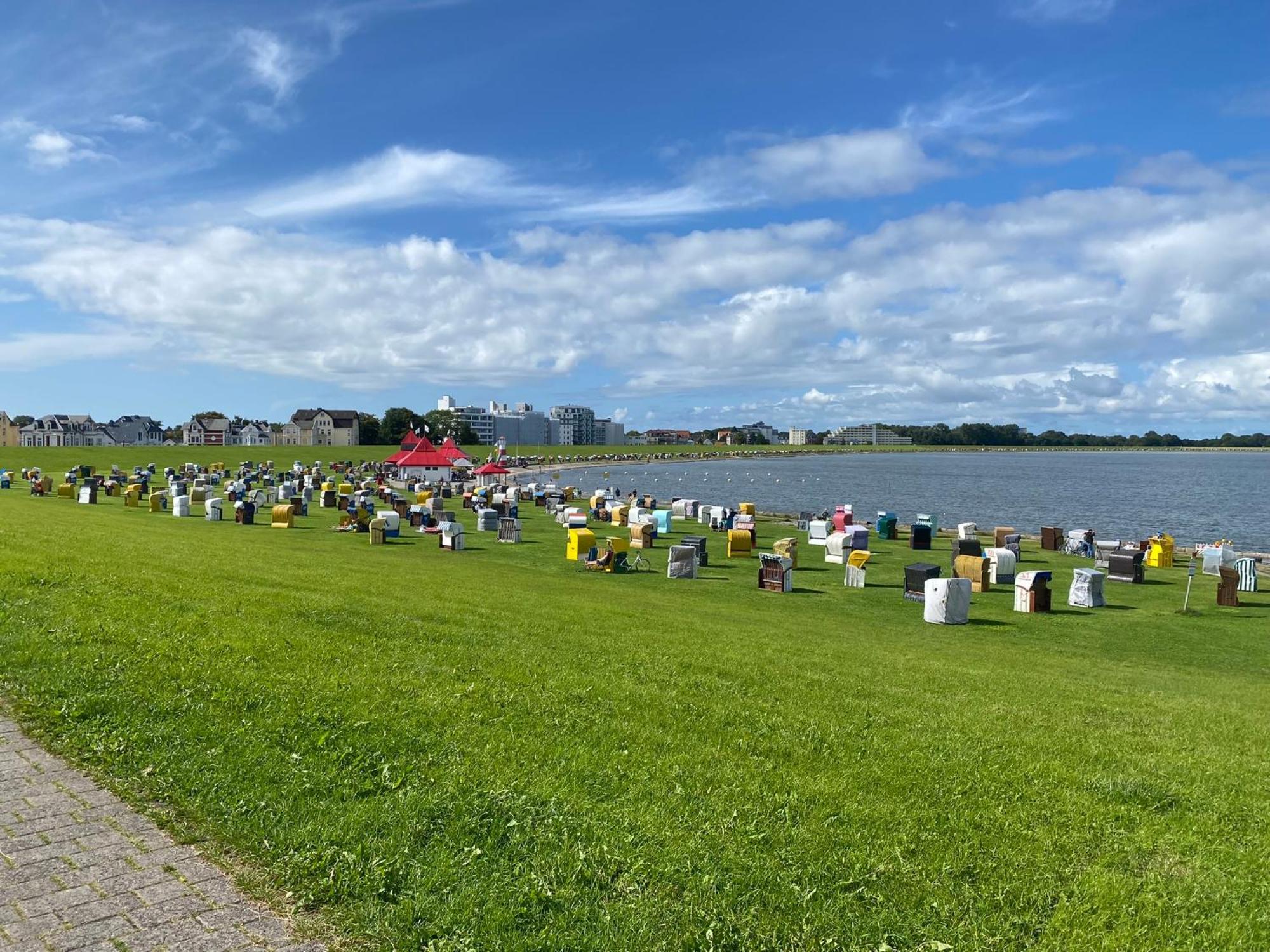 Kuestentraum Cuxhaven, Fewo Schoen & Modern, Strand -Grimmershoernbucht Экстерьер фото